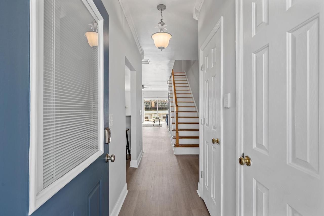 ☆Live On The Water! Lake Palmetto Palm W/ Patio - 10Min To Downtown & Beaches☆ Charleston Exterior foto